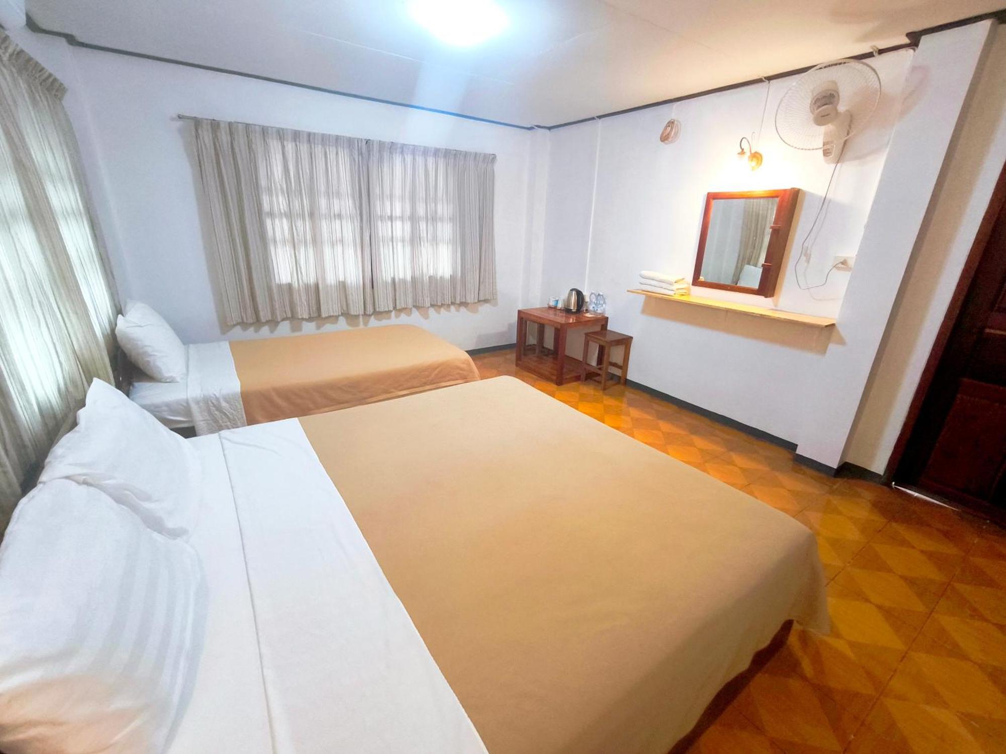 Sabaydee Guesthouse Ban Houayxay Zimmer foto
